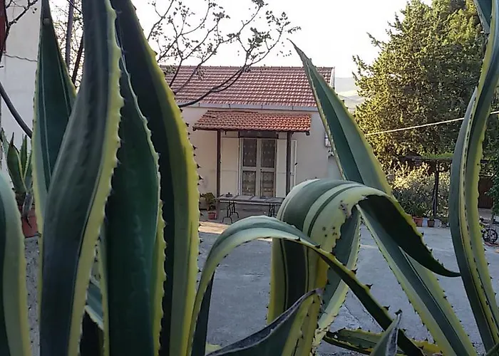 Troisi Oda ve Kahvaltı Racalmuto